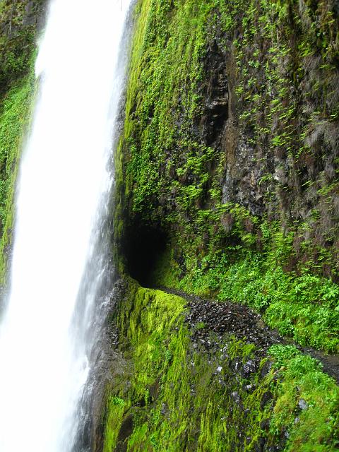 Eagle Creek-156.JPG - Tunnel Falls